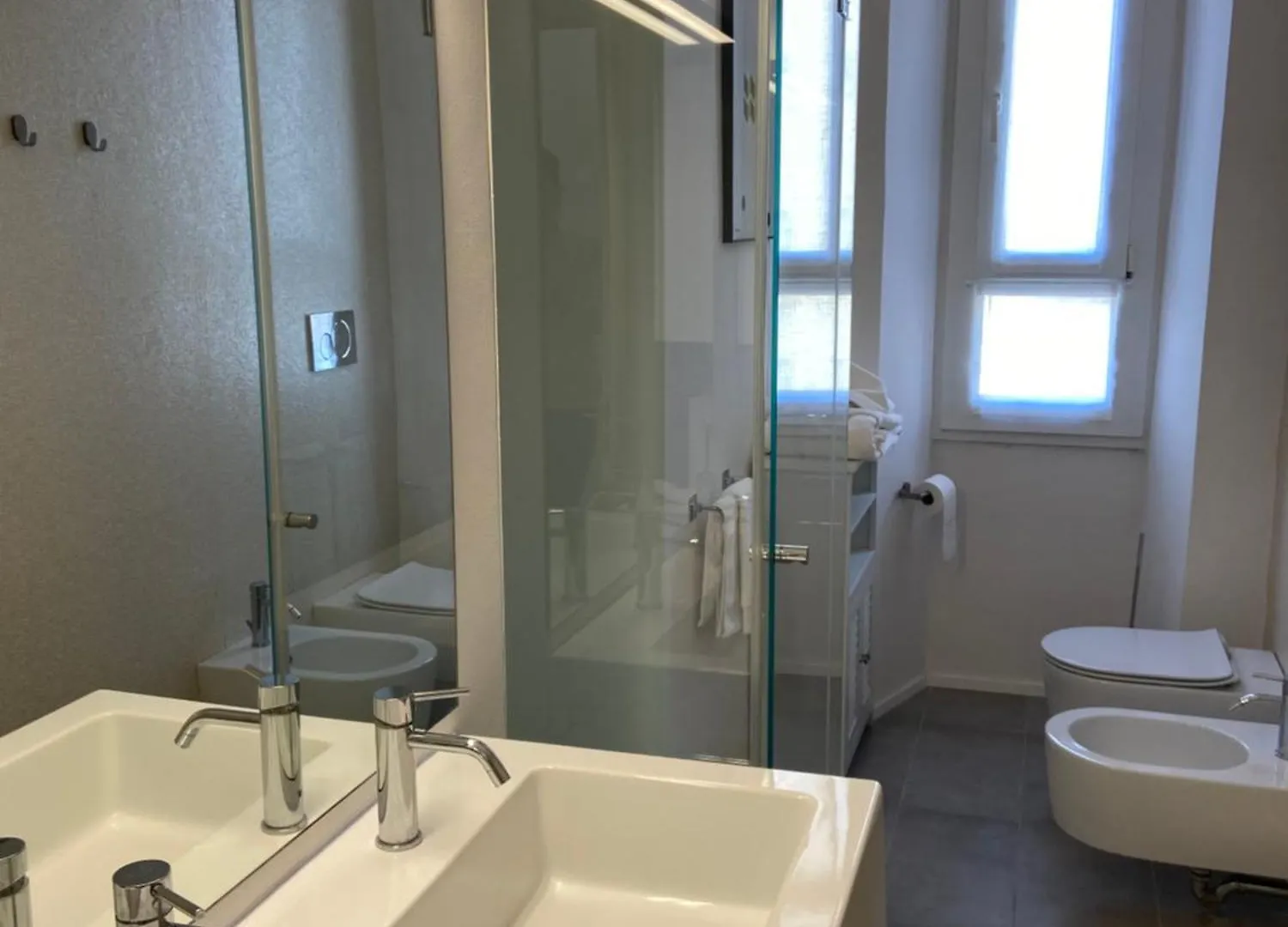 Lägenhet Banhome Nel Cuore Del Design District Milano